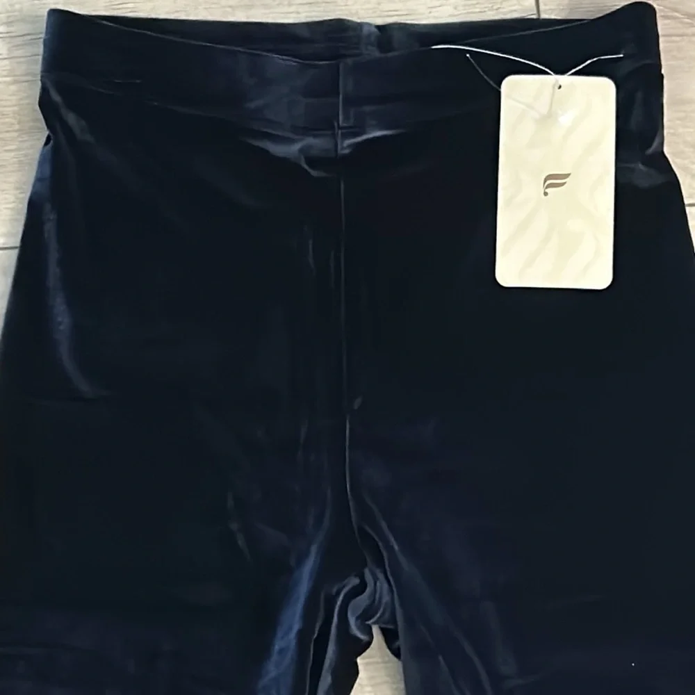 Fabletics high waisted velour bike shorts size medium navy